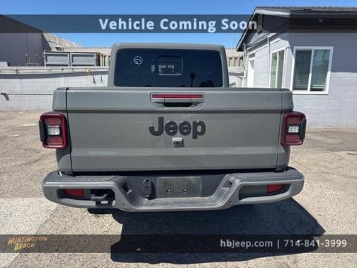 2023 Jeep Gladiator Overland