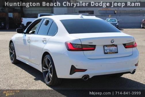 2022 BMW 330 i xDrive