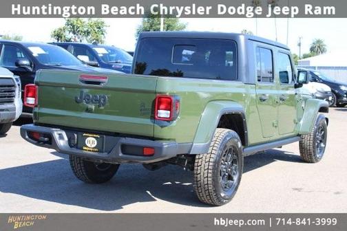 2021 Jeep Gladiator Sport