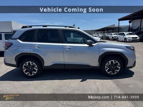 2025 Subaru Forester Premium
