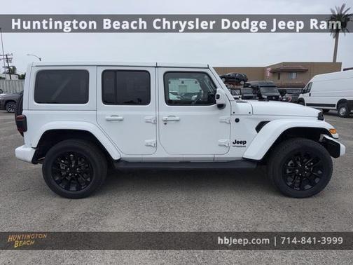 2021 Jeep Wrangler Unlimited Sahara Altitude