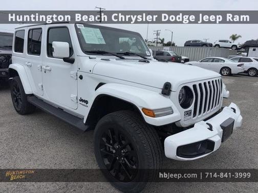 2021 Jeep Wrangler Unlimited Sahara Altitude