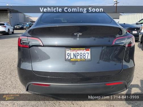 2024 Tesla Model Y Long Range