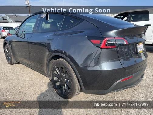 2024 Tesla Model Y Long Range