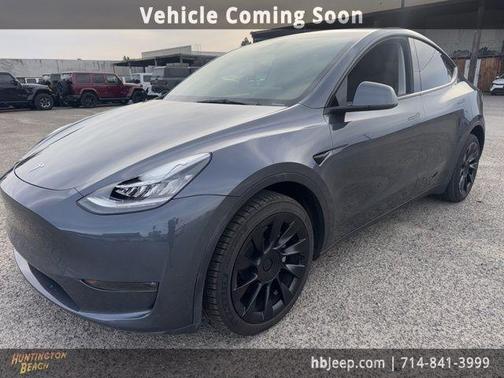 2023 Tesla Model Y Long Range