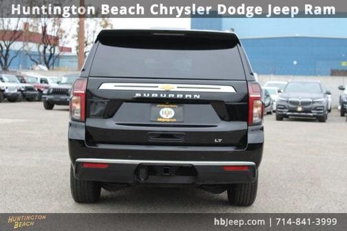2023 Chevrolet Suburban LT