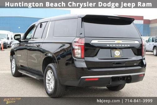 2023 Chevrolet Suburban LT