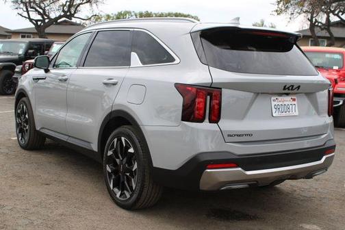 2025 Kia Sorento EX