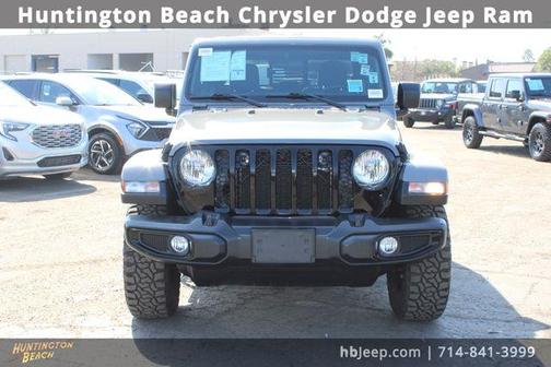Sting Gray Clearcoat 2021 Jeep Gladiator Sport