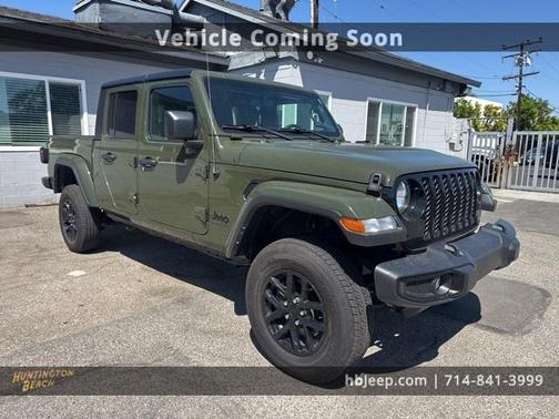 2022 Jeep Gladiator Sport