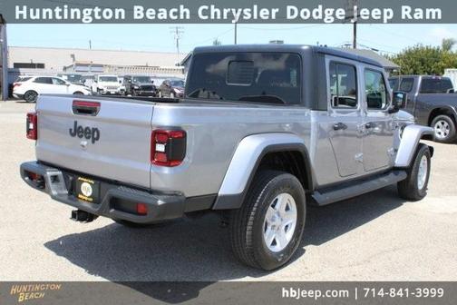 2021 Jeep Gladiator Sport