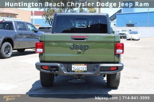 2023 Jeep Gladiator Sport