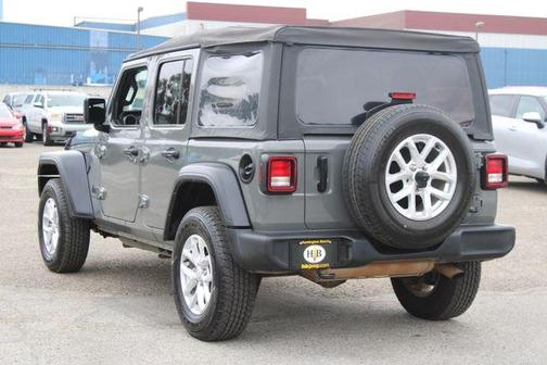 Sting Gray Clearcoat 2023 Jeep Wrangler Sport
