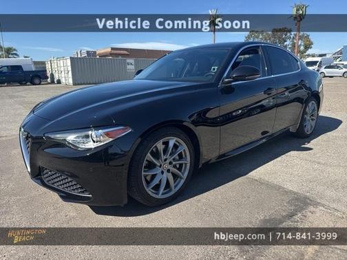 2021 Alfa Romeo Giulia Base