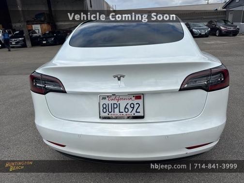 2021 Tesla Model 3 Standard Range Plus