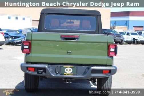 2021 Jeep Gladiator Sport