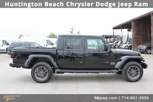 2022 Jeep Gladiator Overland