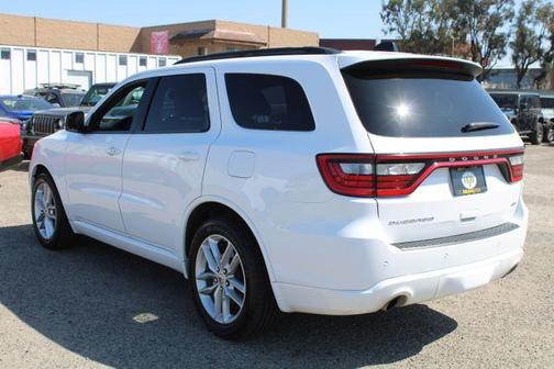 White Knuckle Clearcoat 2024 Dodge Durango GT