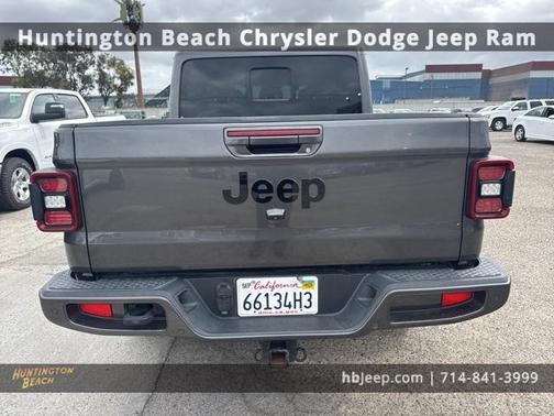 2021 Jeep Gladiator Overland