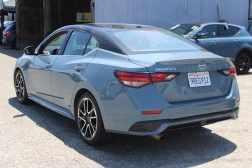 2t Gry Blk Roof 2025 Nissan Sentra SR