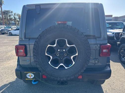 Sting Gray Clearcoat 2023 Jeep Wrangler 4xe Rubicon