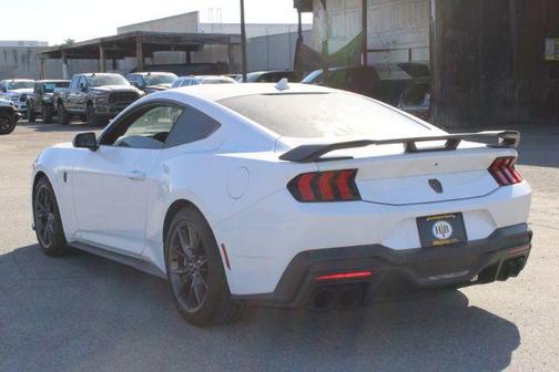 2025 Ford Mustang Dark Horse
