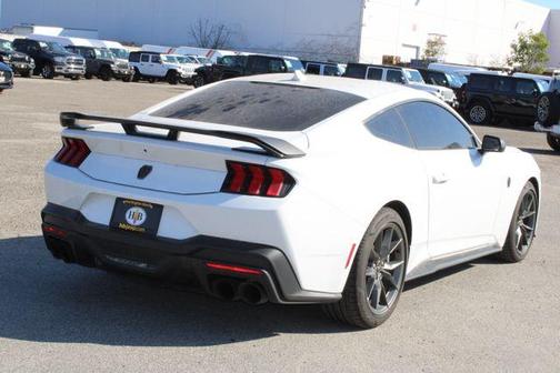 2025 Ford Mustang Dark Horse