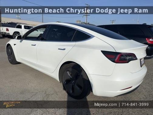 2020 Tesla Model 3 Standard Range Plus