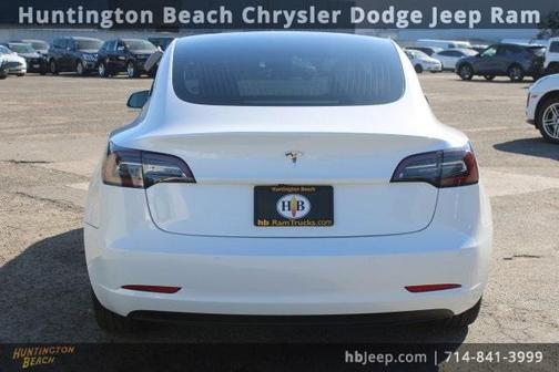 2020 Tesla Model 3 Standard Range Plus