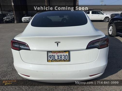 2020 Tesla Model 3 Standard Range Plus
