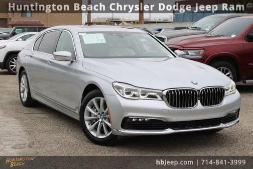 2016 BMW 750 i