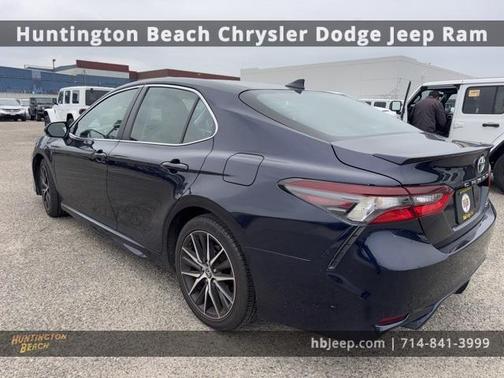 2022 Toyota Camry SE
