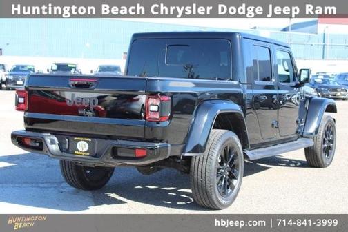 2022 Jeep Gladiator Overland