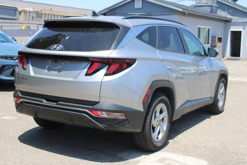 Shimmering Silver 2024 Hyundai TUCSON SEL