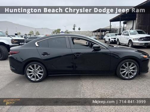 2021 Mazda Mazda3 FWD w/Preferred Package