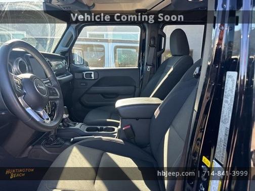 2023 Jeep Gladiator Overland