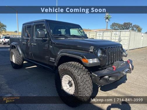 2023 Jeep Gladiator Overland