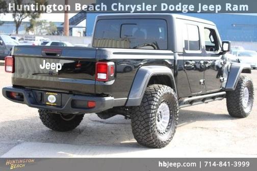 2023 Jeep Gladiator Overland