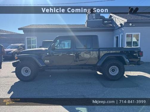 2023 Jeep Gladiator Overland