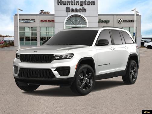 2025 Jeep Grand Cherokee Laredo