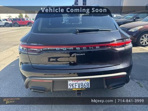 2024 Porsche Macan Base