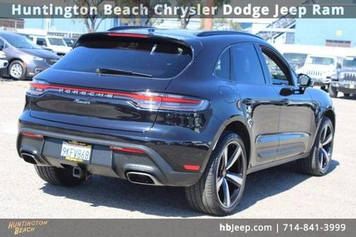 2024 Porsche Macan Base