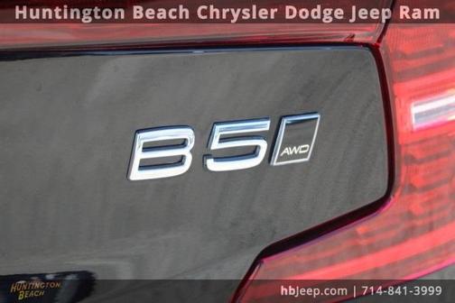 2024 Volvo S60 B5 Core Dark Theme