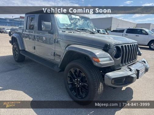 2022 Jeep Gladiator Overland