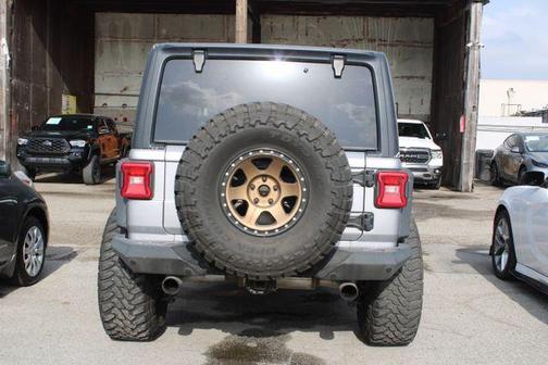 Billet Silver Metallic Clearcoat 2018 Jeep Wrangler Unlimited Sahara