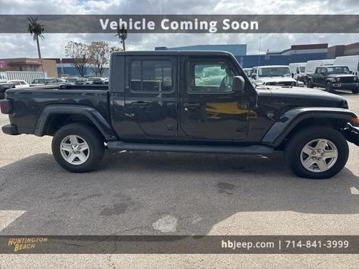2021 Jeep Gladiator Sport