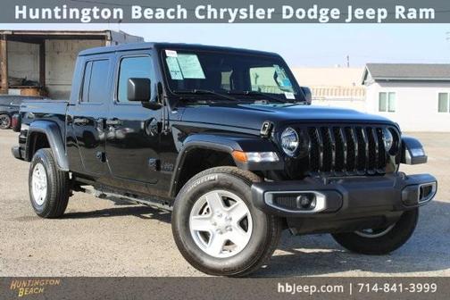 2022 Jeep Gladiator Sport