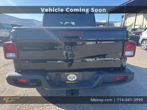 2022 Jeep Gladiator Sport