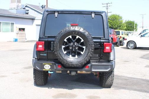 Black Clearcoat 2024 Jeep Wrangler 4xe Rubicon
