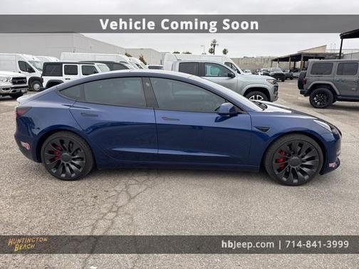 2023 Tesla Model 3 Performance